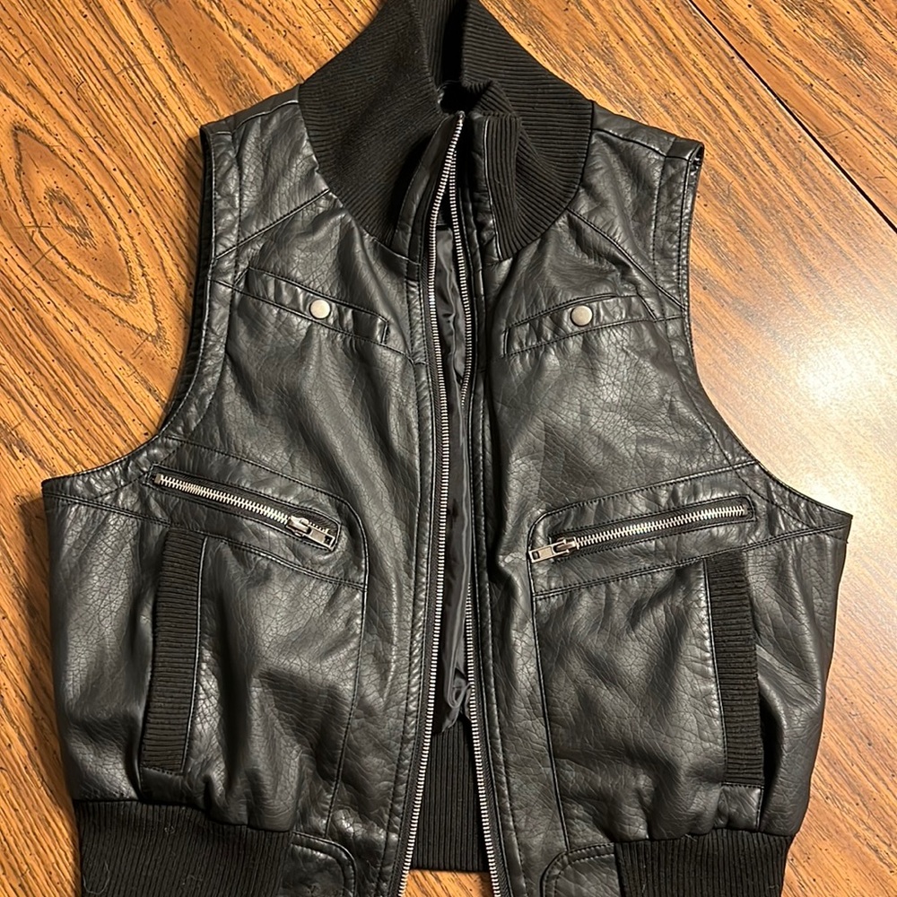 Rue 21 black leather vest